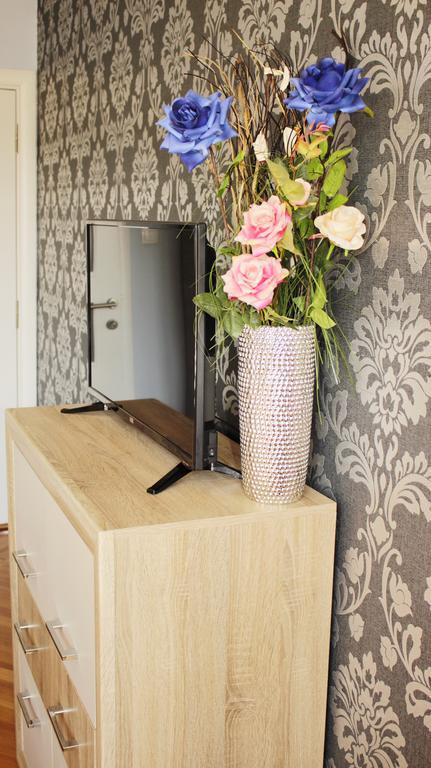 Kristi Lux Apartment Center Free Parking Fast Wifi Belgrade Exterior photo